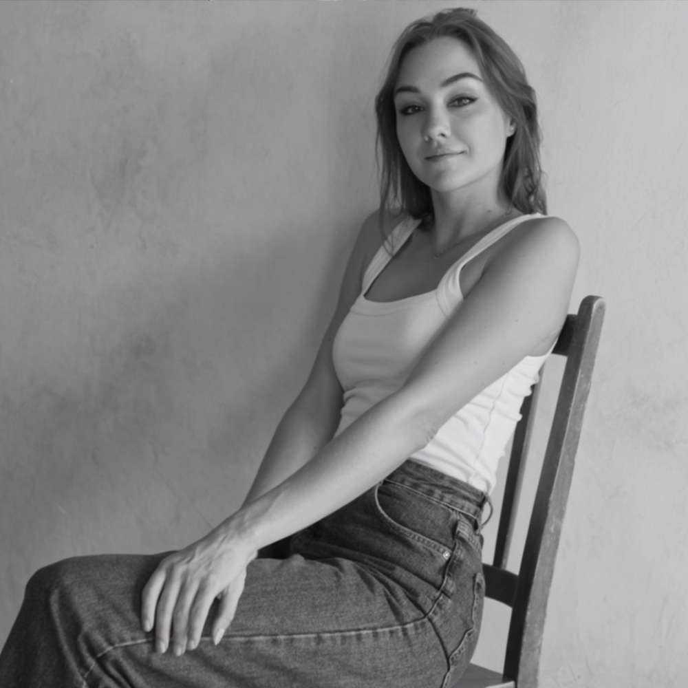 Meet your Posher, Lena